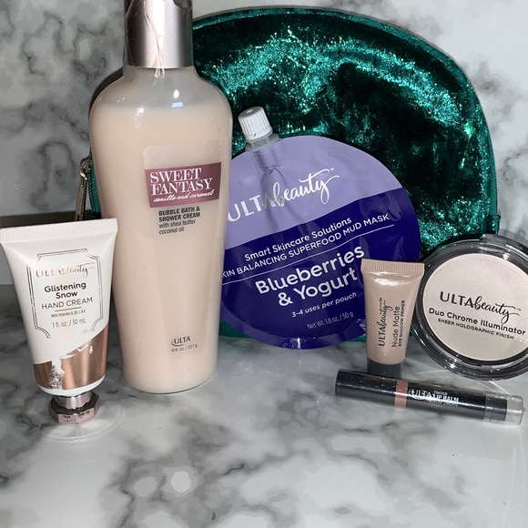Ulta Beauty Pampering Holiday Gift Set & Bag - Picture 2 of 16